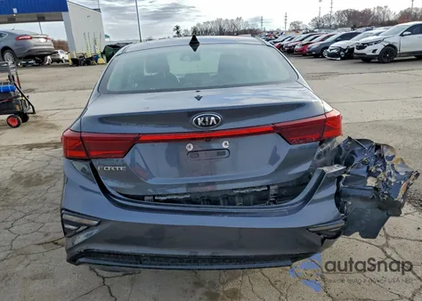 2019 Kia Forte Fe z USA, uszkodzony, nr VIN 3KPF24AD6KE059061